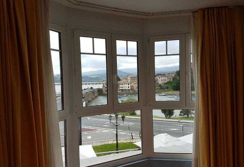 اتاق سوپریور, Faro De San Vicente