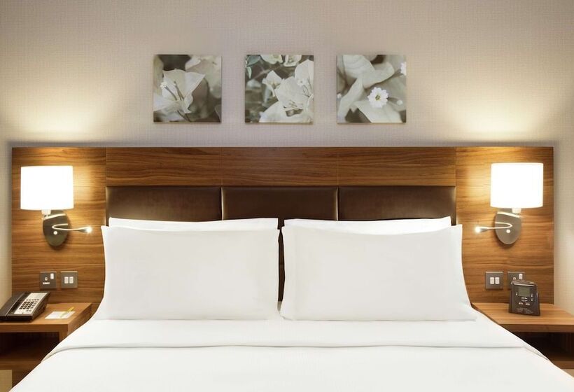 اتاق خانوادگی, Hilton Garden Inn Ras Al Khaimah