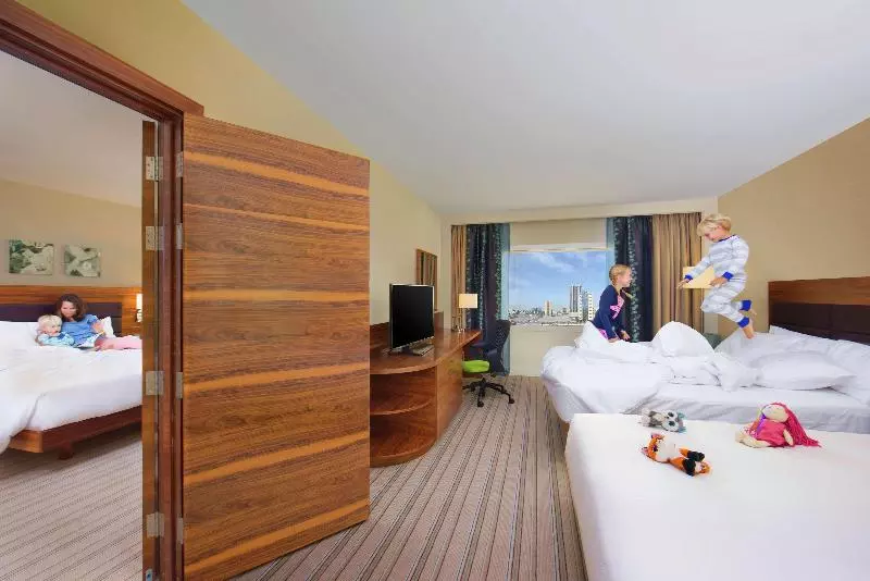 اتاق خانوادگی, Hilton Garden Inn Ras Al Khaimah