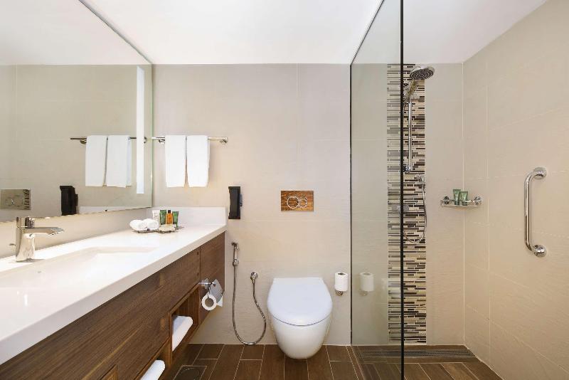 스탠다드 룸 킹사이즈 침대, Hilton Garden Inn Ras Al Khaimah