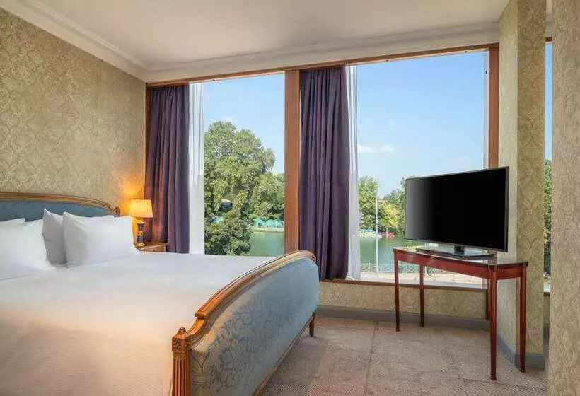 اتاق استاندارد با تخت بزرگ, Hilton Garden Inn Ras Al Khaimah