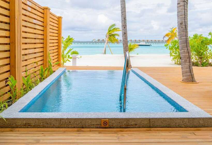 اتاق استاندارد با تخت بزرگ, Hilton Garden Inn Ras Al Khaimah