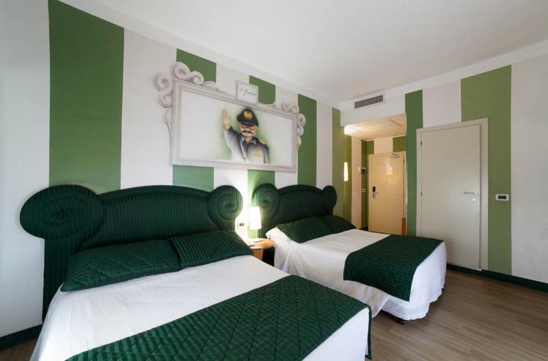 اتاق استاندارد چهار تخته, La Gradisca