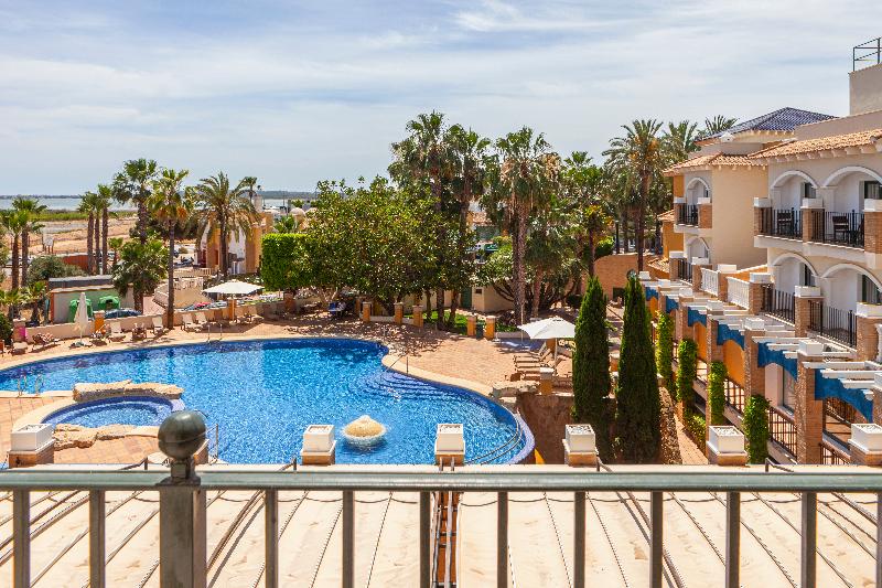 스탠다드 룸 풀장 전망, La Laguna Spa & Golf