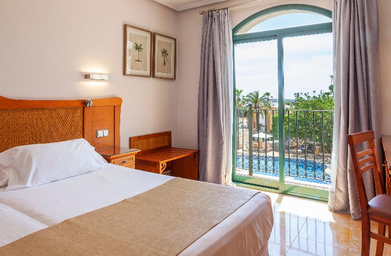 스탠다드 룸 풀장 전망, La Laguna Spa & Golf