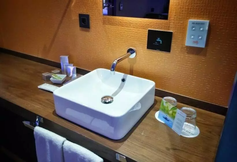 اتاق لوکس با تراس, Mb Boutique Hotel   Adults Recommended