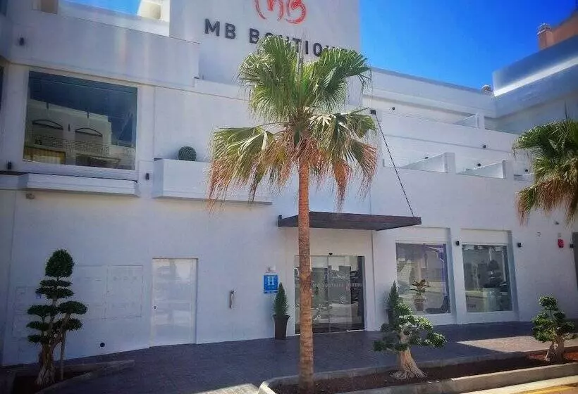 اتاق لوکس با تراس, Mb Boutique Hotel   Adults Recommended