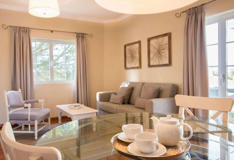 Люкс, Cegonha Country Club