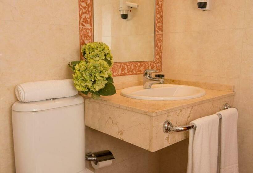 Апартаменты 1 Спальня с Террасой, Playas De Liencres   Hotel & Apartamentos