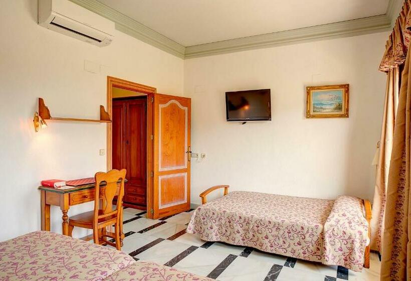 高级三人间, Rosa