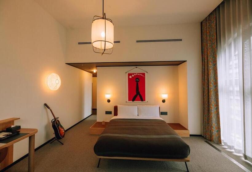 Standard Room King Size Bed