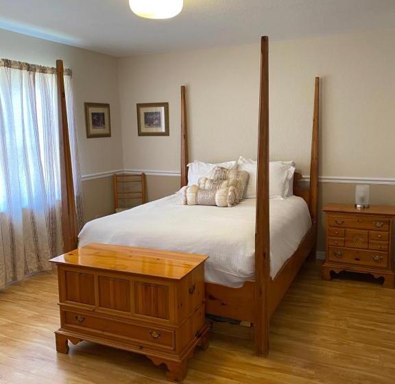 شقة غرفة واحدة مطلة على حمام السباحة, Crown Lake Resort & Spa