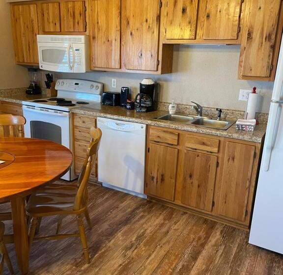 منزل غرفة نوم واحدة, Crown Lake Resort & Spa