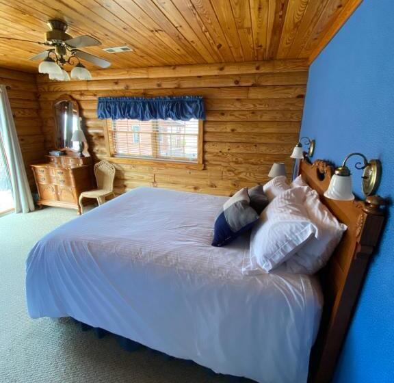 فيلا غرفة نوم واحدة مطلّة علي البحر, Crown Lake Resort & Spa