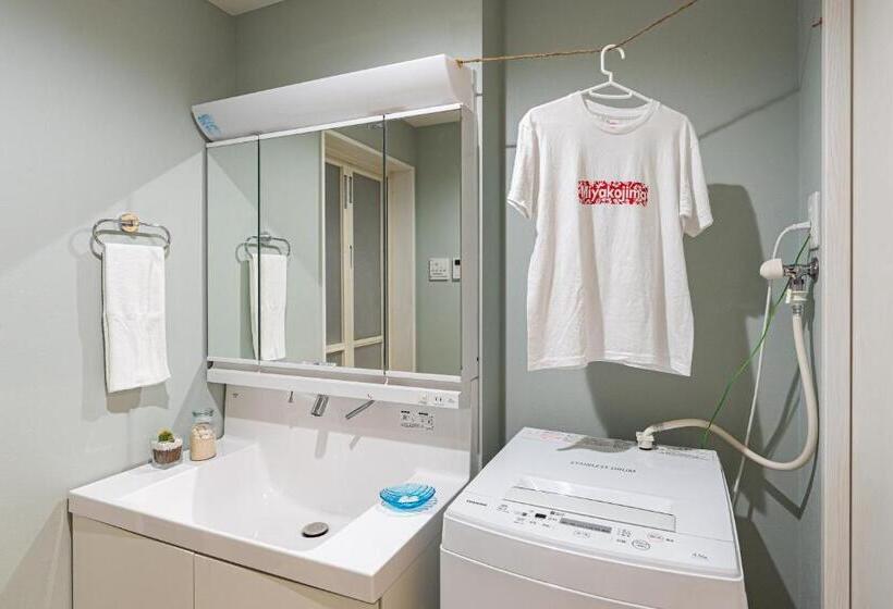 스탠다드 스튜디오, Ecot Kugai 1