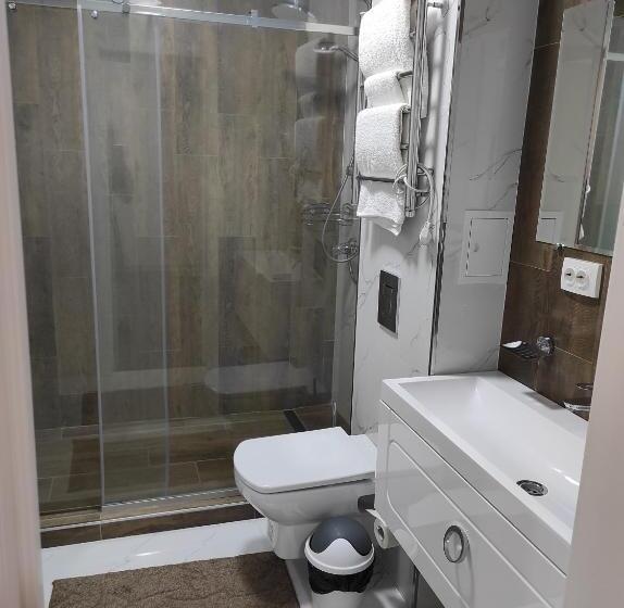 سوییت, жомарт