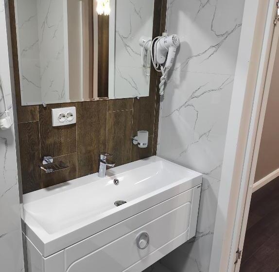 سوییت, жомарт