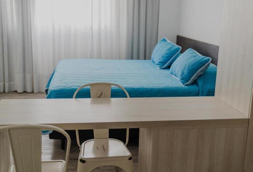 标准工作室, Quijano Hotel Aparts & Suites