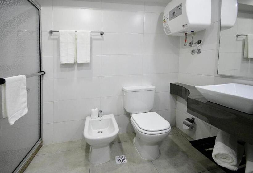 标准工作室, Quijano Hotel Aparts & Suites