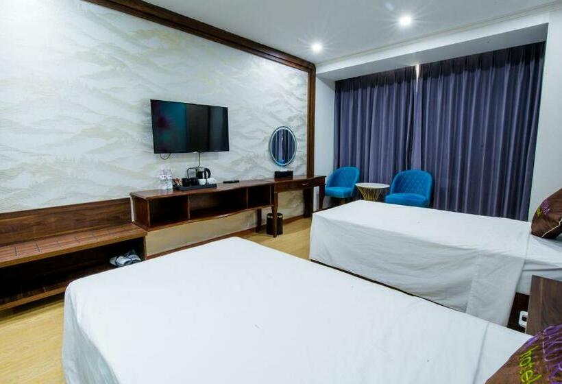 اتاق سوپریور با چشمانداز شهر, Sakura