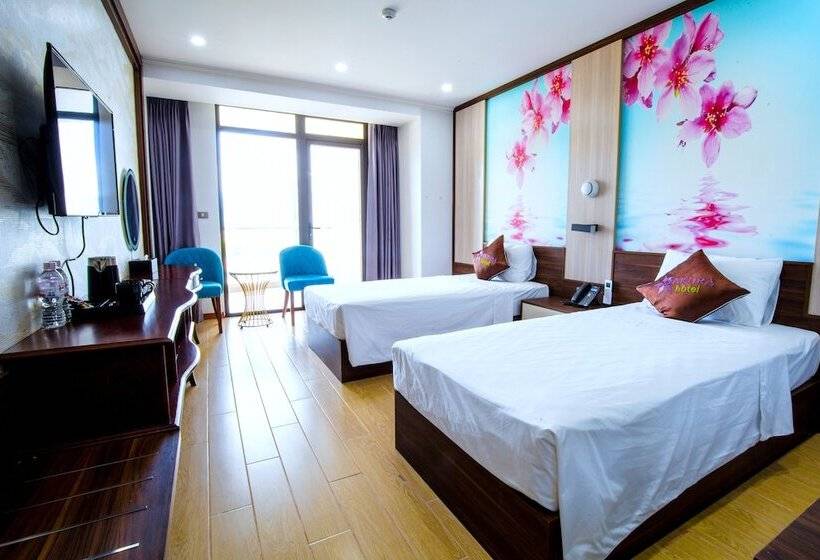 اتاق سوپریور, Sakura