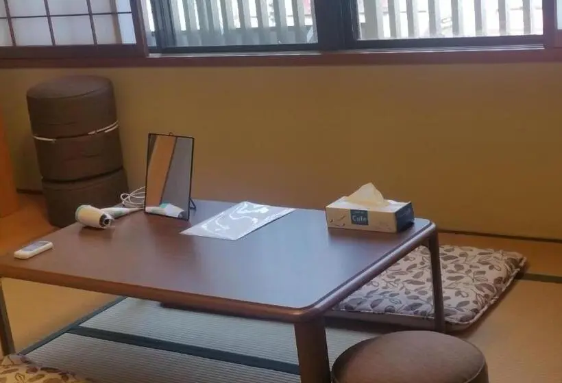 スタンダード4人部屋, Home Sharing Guest House Don