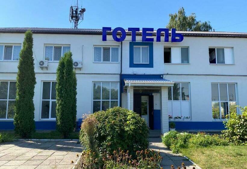 스탠다드 트리플 룸, готель