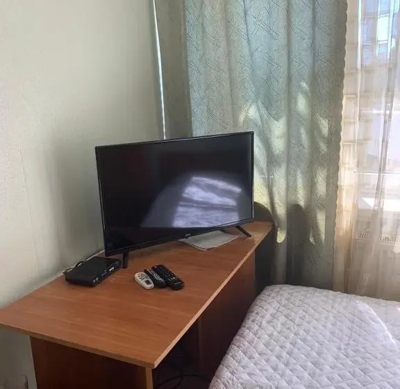 スタンダード４人部屋, готель