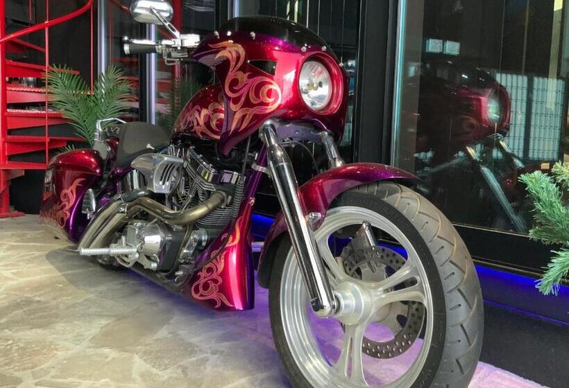 اتاق لوکس, Kakureyado Fujikawaguchiko