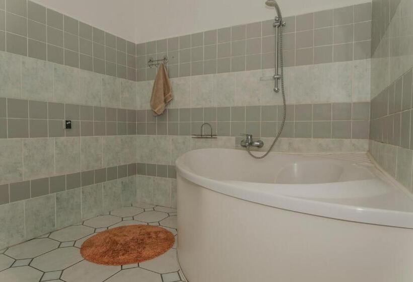 سوییت, отель экспресс