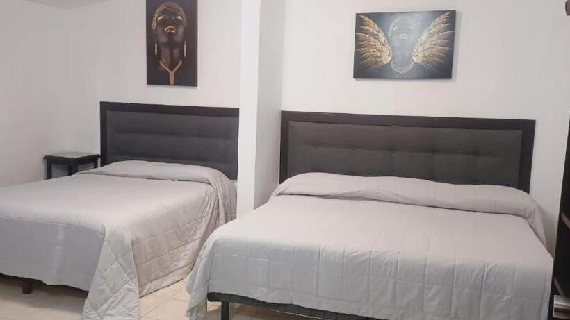 家庭间, Palmas Teotihuacán