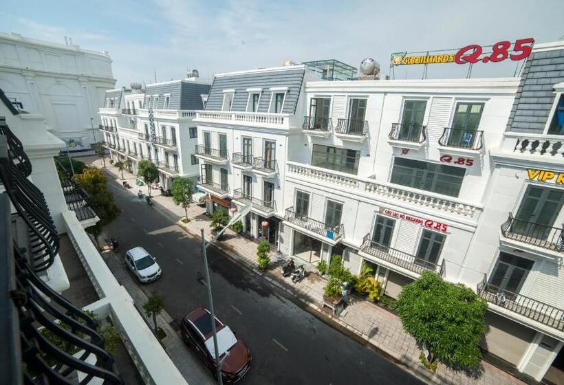 اتاق لوکس, Tre Việt Tuy Hòa