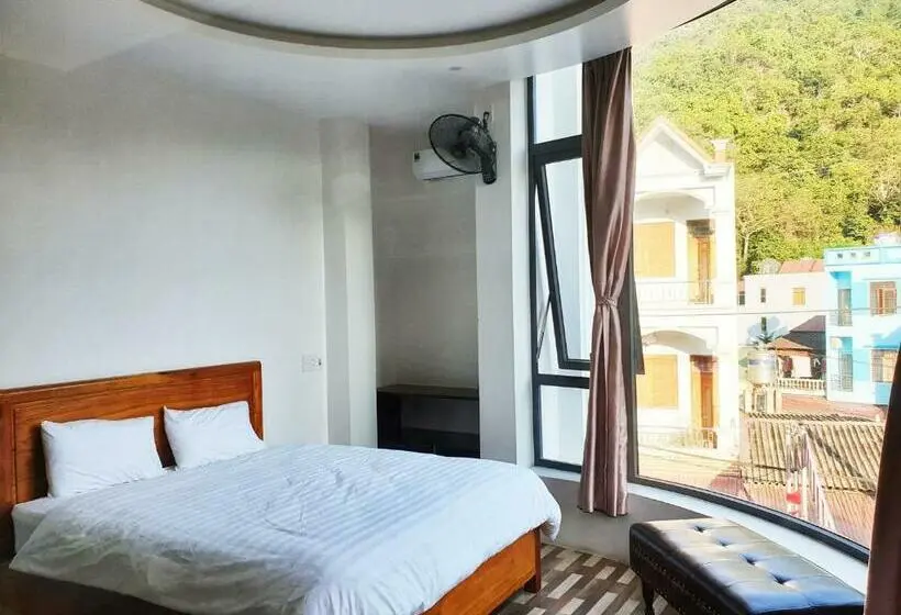 اتاق استاندارد با چشم‌انداز کوهستان, Long Hotel And Motobike Rental