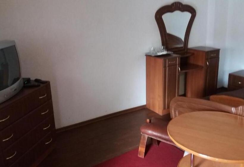 اتاق اکونومی, комнаты рядом с автовокзалом