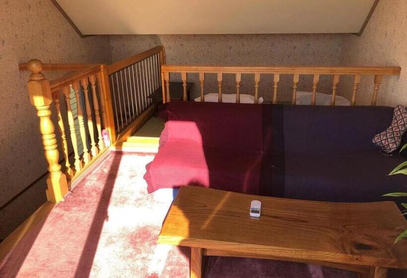 منزل 3 غرف نوم, 鴨川 宮鶴山荘 有機栽培 烏骨鶏七面鳥を育て お土産付