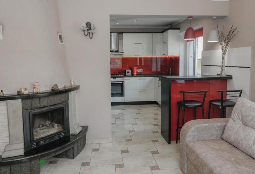 خانه 4 خوابه, фенікс