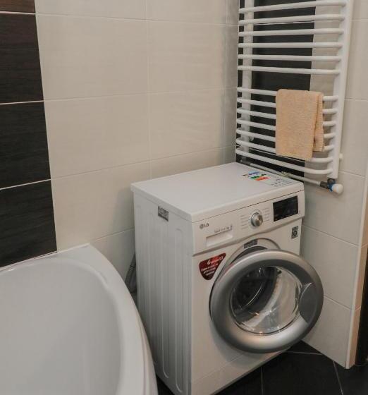 خانه 4 خوابه, фенікс