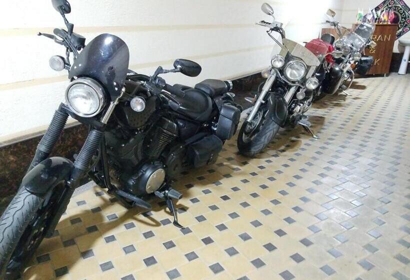 Standard 3 Pers. Værelse, Imran&bek