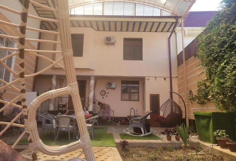 Standard Værelse, Imran&bek