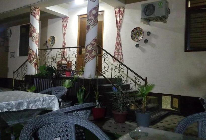 Standard Værelse, Imran&bek