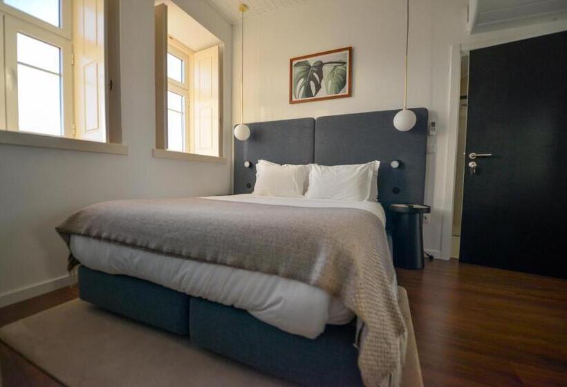 可观景的三人豪华间, O Paço   Exclusive Accommodation