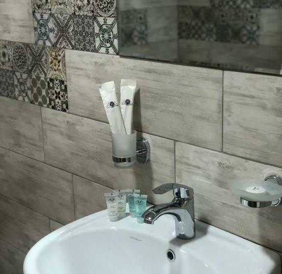 اتاق استاندارد, Tsinandali Inn