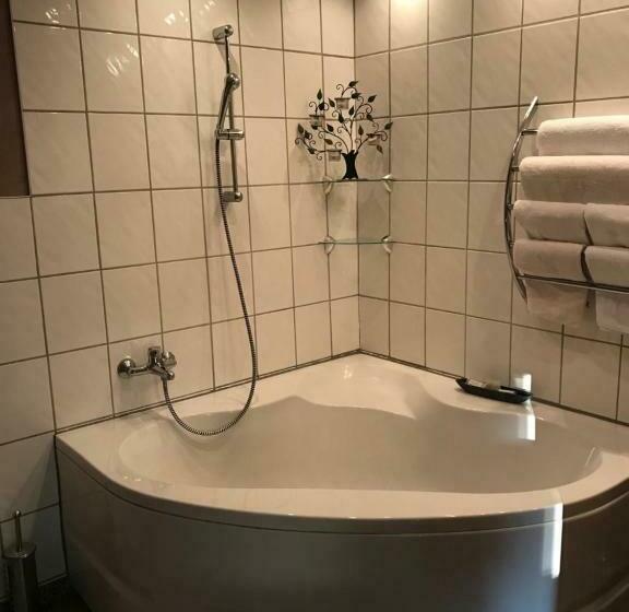 스탠다드 룸, Waldhotel Auerhahn Hochkopfhaus