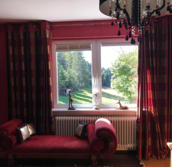 스탠다드 룸, Waldhotel Auerhahn Hochkopfhaus