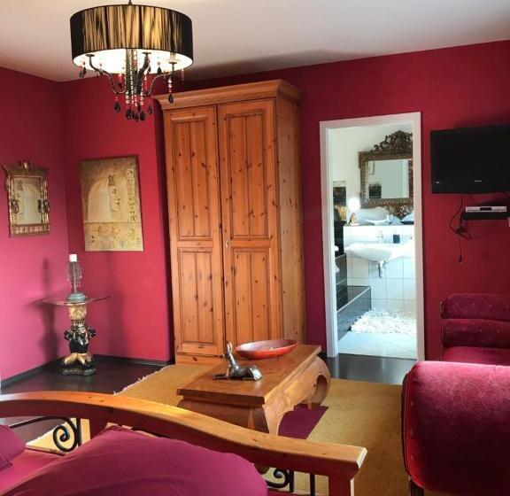 스탠다드 룸, Waldhotel Auerhahn Hochkopfhaus