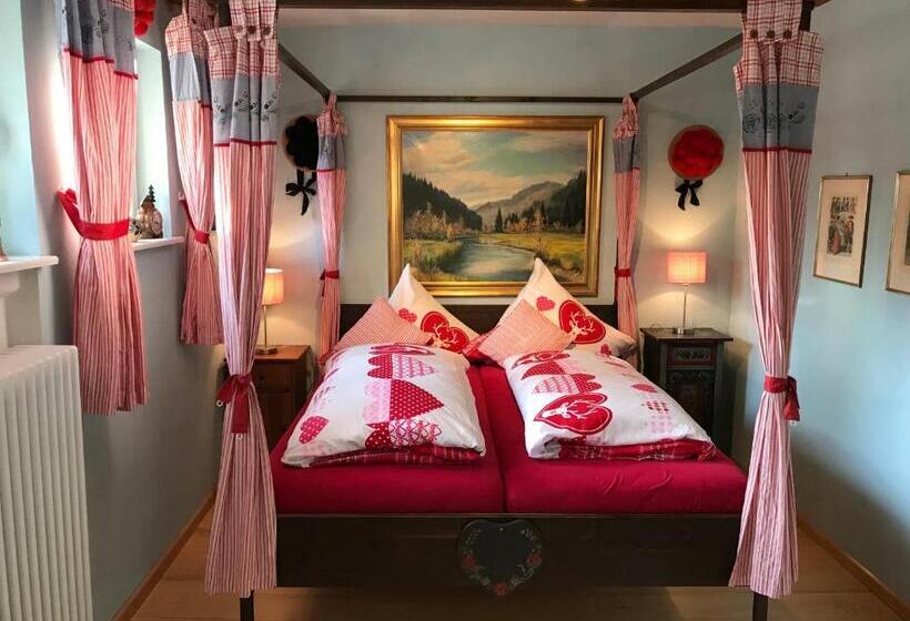 스탠다드 룸, Waldhotel Auerhahn Hochkopfhaus