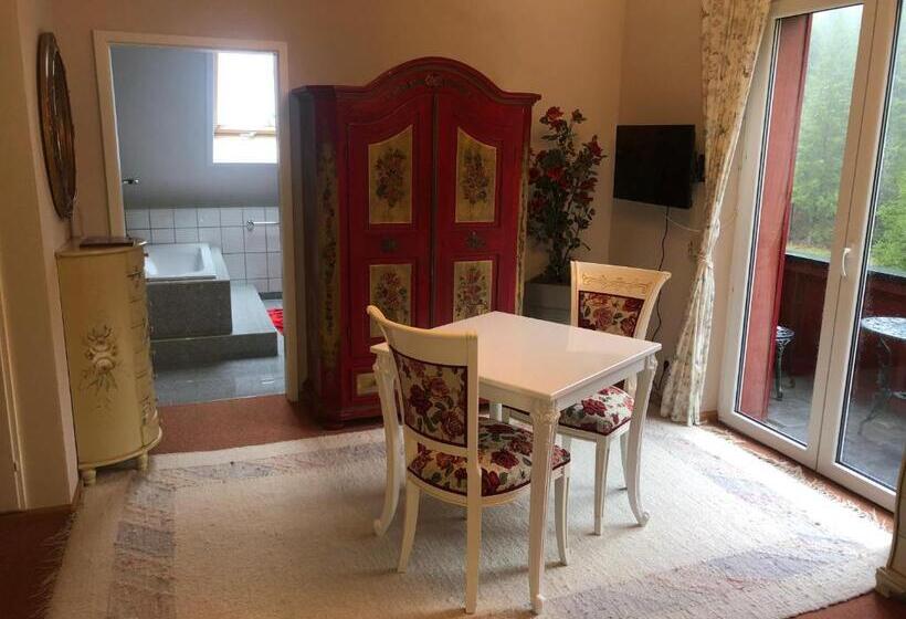 스탠다드 발코니 룸, Waldhotel Auerhahn Hochkopfhaus