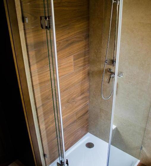 اتاق استاندارد, Petrani Nivki