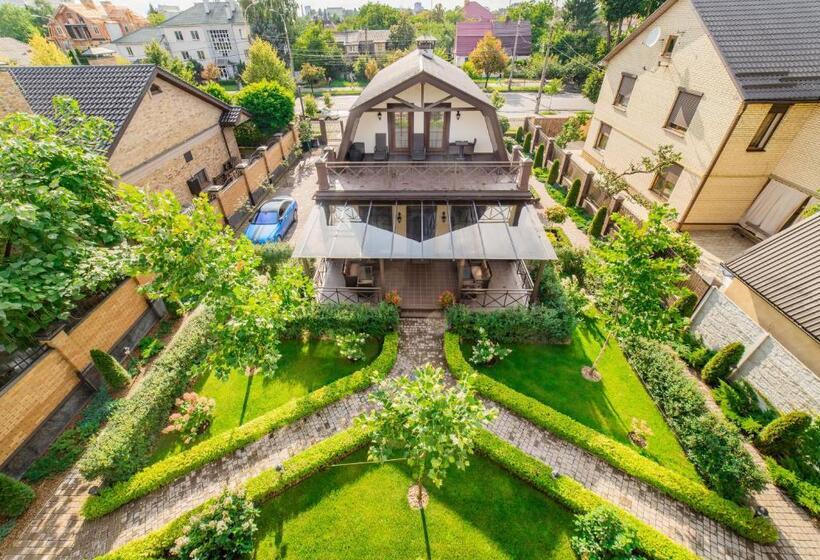 آپارتمان 2 خوابه, Petrani Nivki