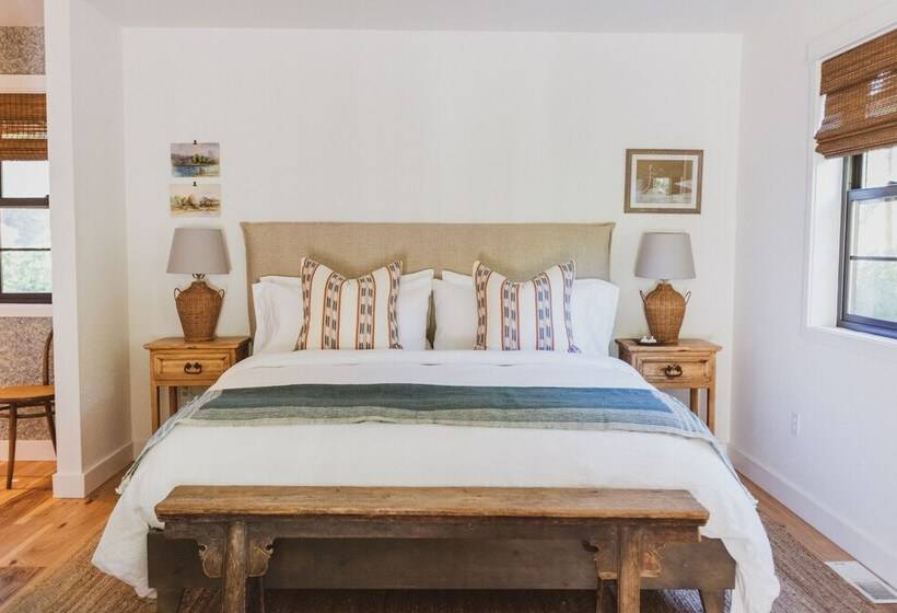 标准间, Rubyjune Inn